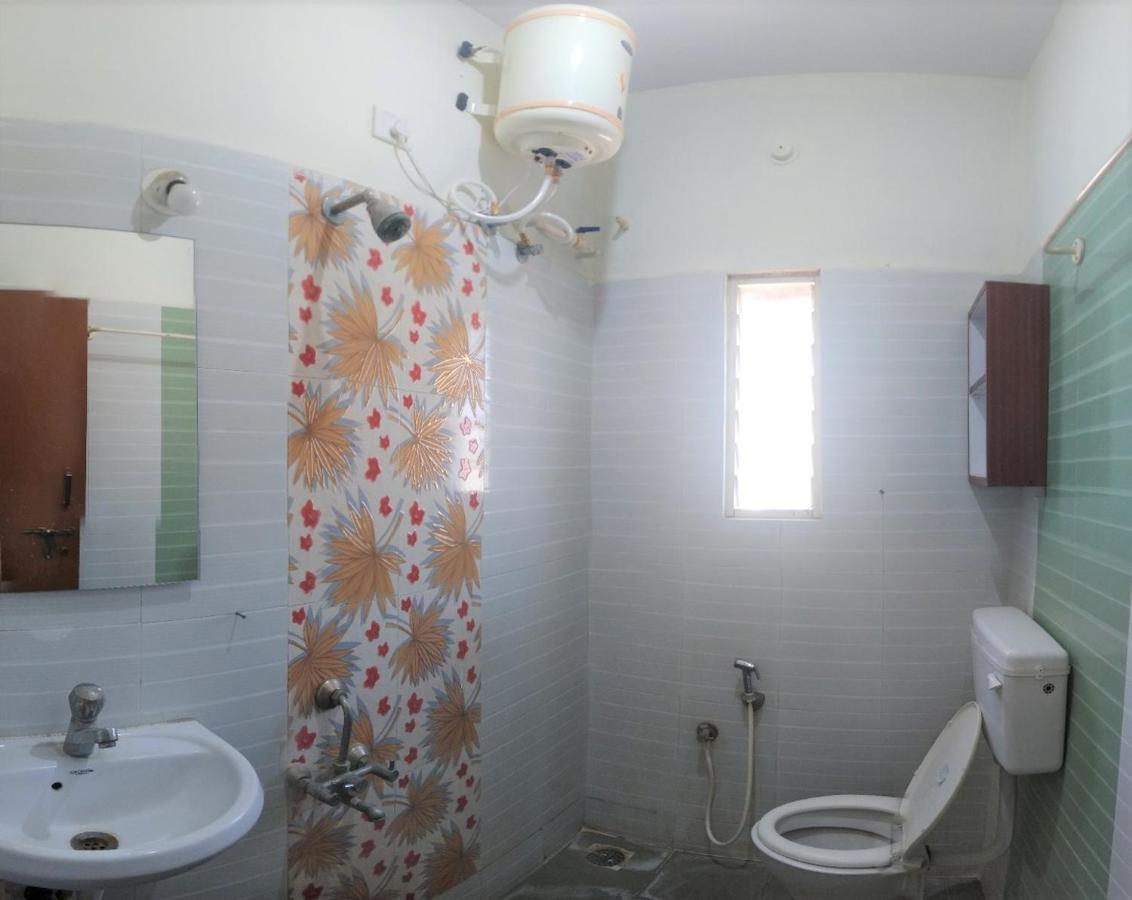 Lucid Dew Apartment Бангалор Екстериор снимка
